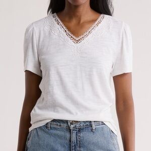 Caslon White Embroidered Lace Trim V-Neck Short Sleeve T-Shirt Top - Sz Med, NWT